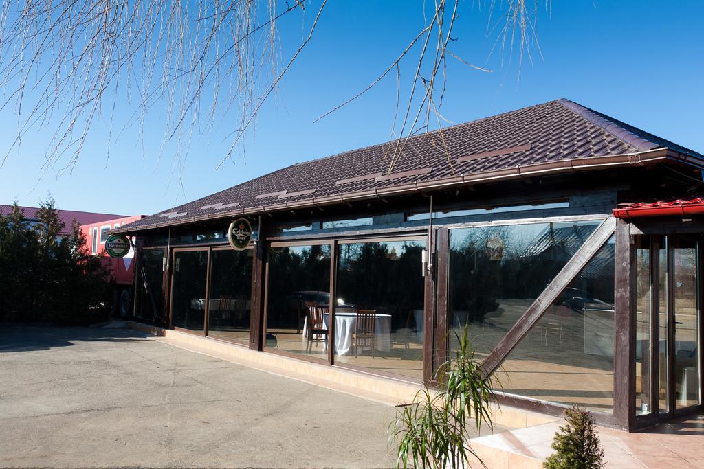 坎皮纳 蒙大拿俱乐部旅馆酒店 外观 照片