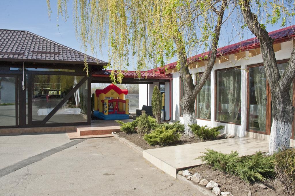 坎皮纳 蒙大拿俱乐部旅馆酒店 外观 照片